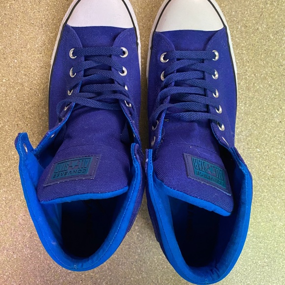 Blue All Star Converse Size 12 Mens - Picture 3 of 4